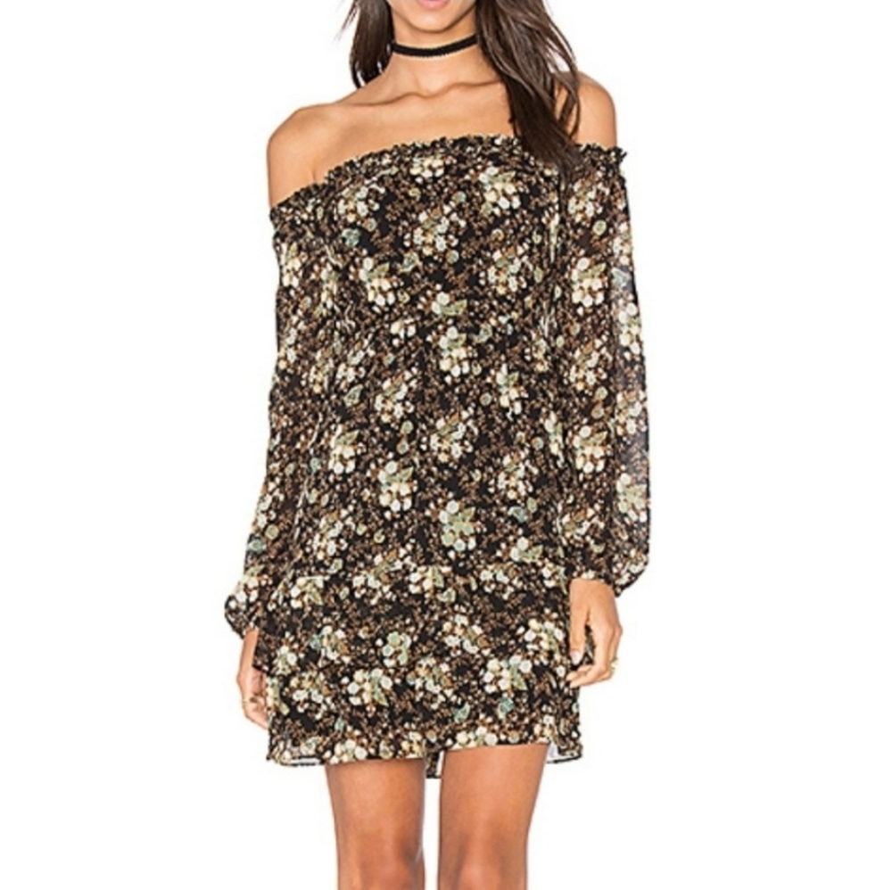 WAYF Emma Off the Shoulder Floral Dress
